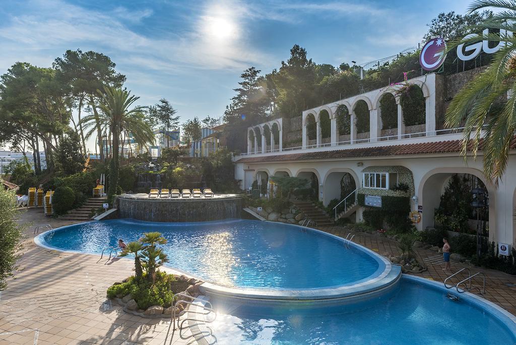 Hotel Guitart Central Park Aqua Resort Lloret de Mar Exterior foto